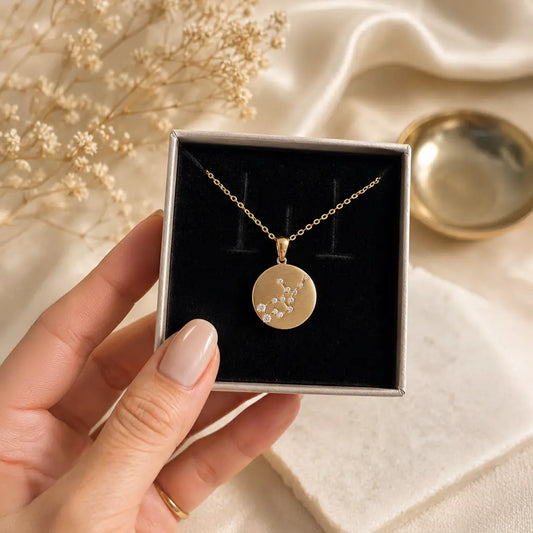 Sternzeichen Anhänger Damen 333 Gelbgold matt Zirkonia Sternbild 16,5mm - optional mit Kette 42cm