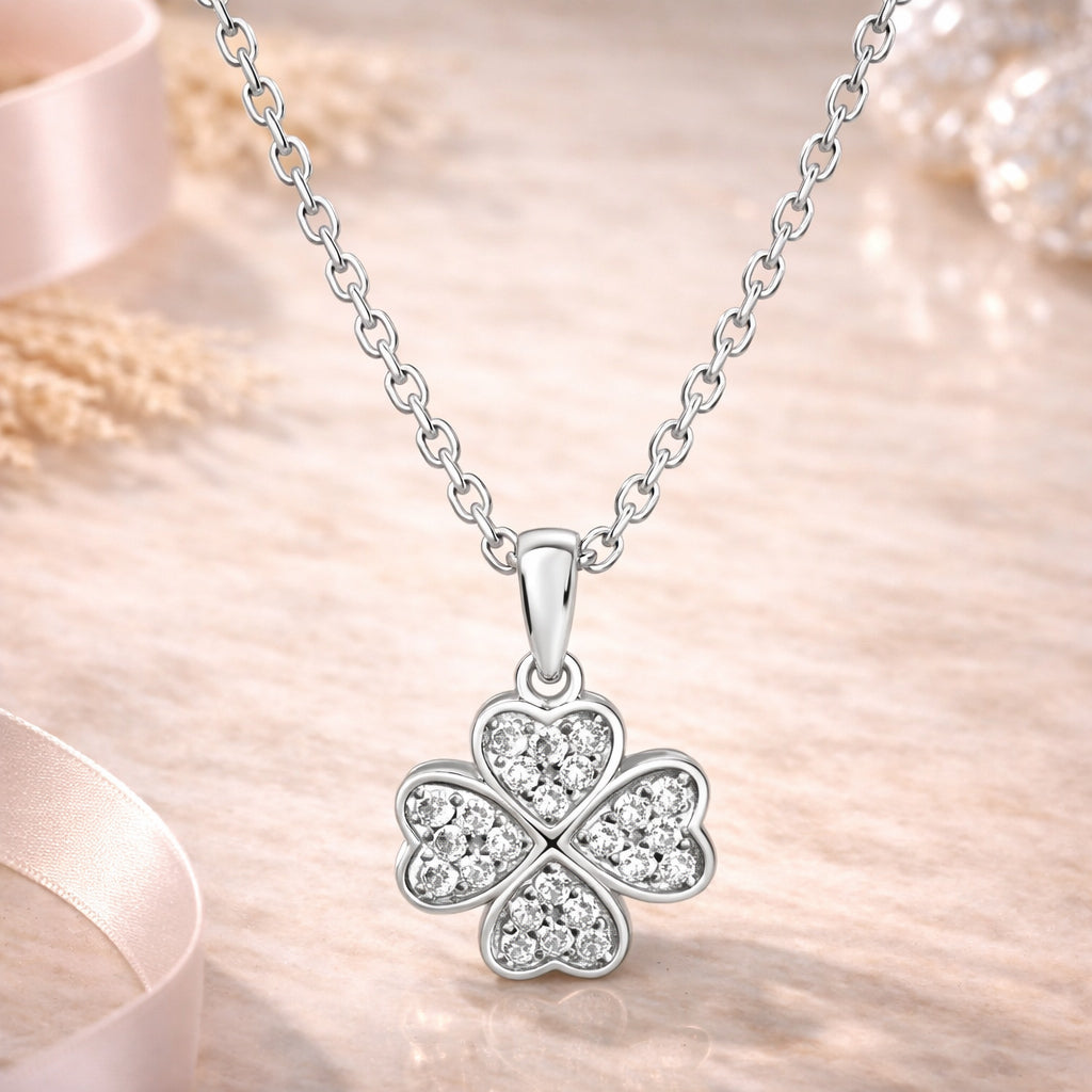 Damen Anhänger mit Kette 925 Sterling Silber rhodiniert 24 Zirkonia Kleeblatt