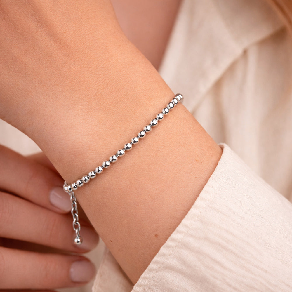925 Sterling Silber Kugelarmband getragen am Handgelenk