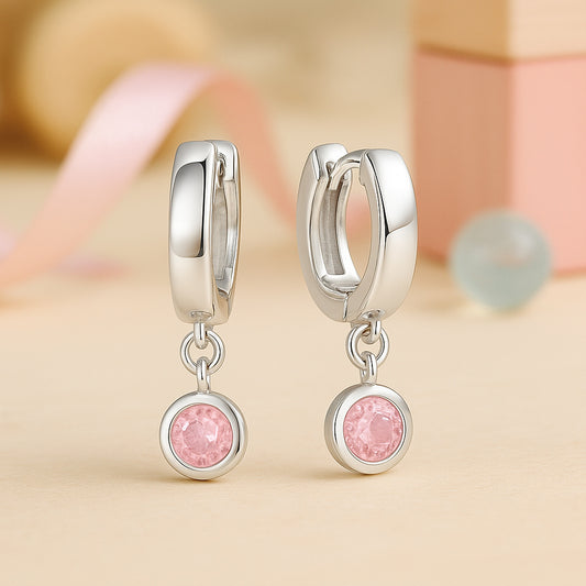 Silberne Kinderohrringe mit rosa Kristallanhänger, hypoallergen & nickelfrei; elegante Glitzer-Creolen für Mädchen, zarter Kinderschmuck