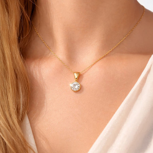 Tragebild Damen 585 Goldkette mit Zirkoniaanhänger