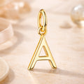 Buchstabenanhänger aus 333er Gold