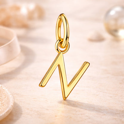 Buchstabenanhänger aus 333er Gold