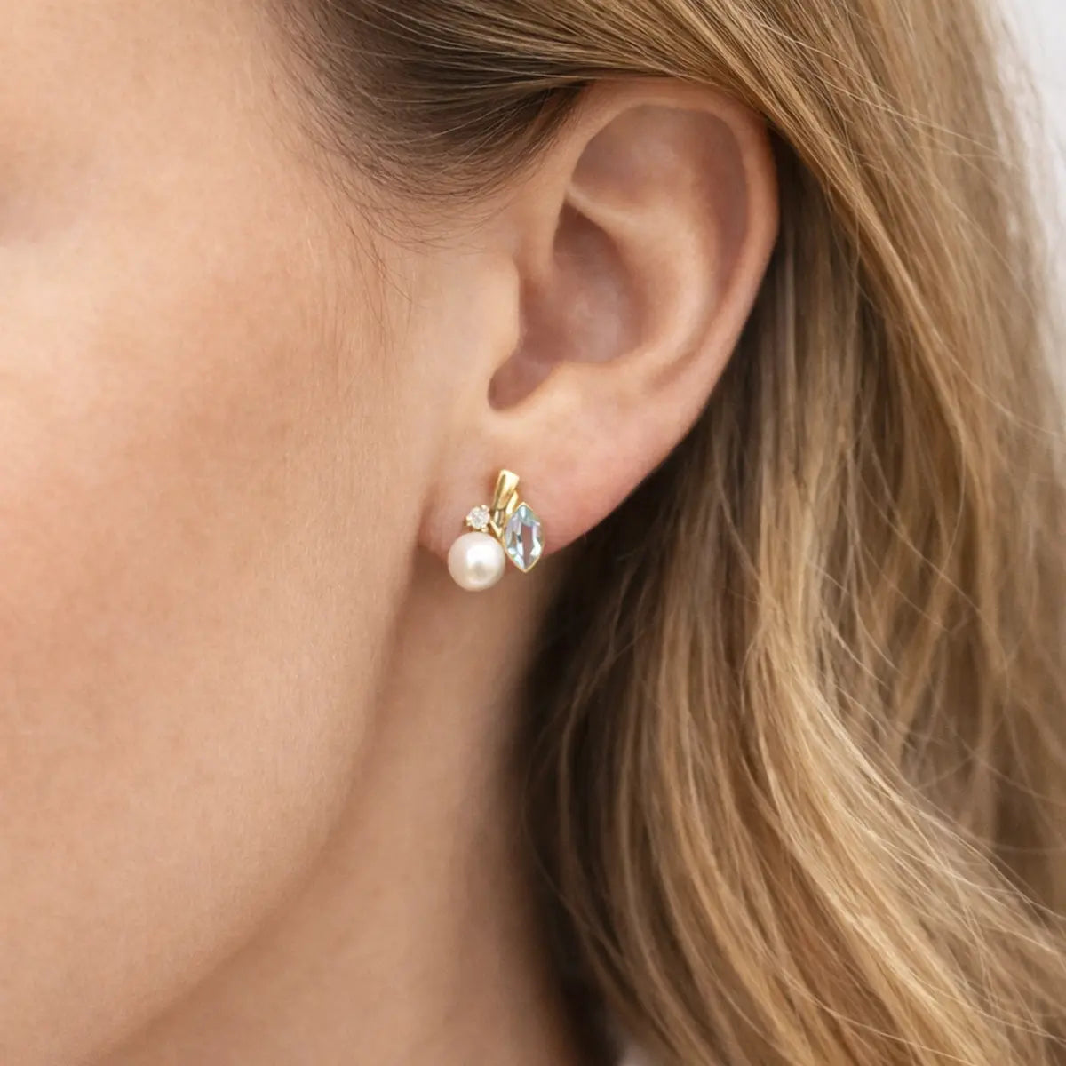 Damen Ohrstecker 375 Gold Topas blau Zirkonia - Perle 6mm