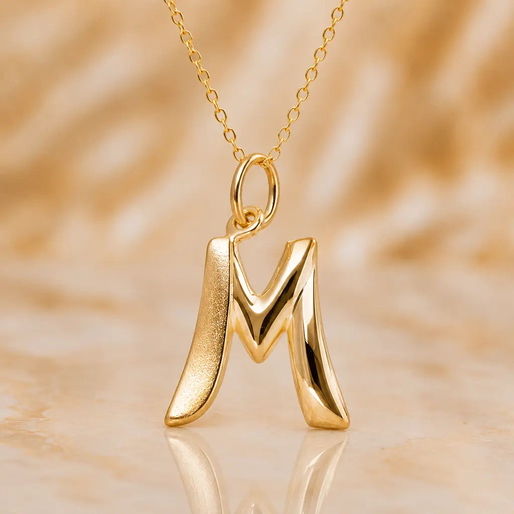 Buchstaben Anhänger Damen 375 Gelbgold matt glänzend 18mm - optional mit Kette 45cm