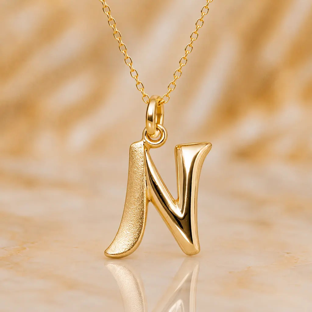 Buchstaben Anhänger Damen 375 Gelbgold matt glänzend 18mm - optional mit Kette 45cm