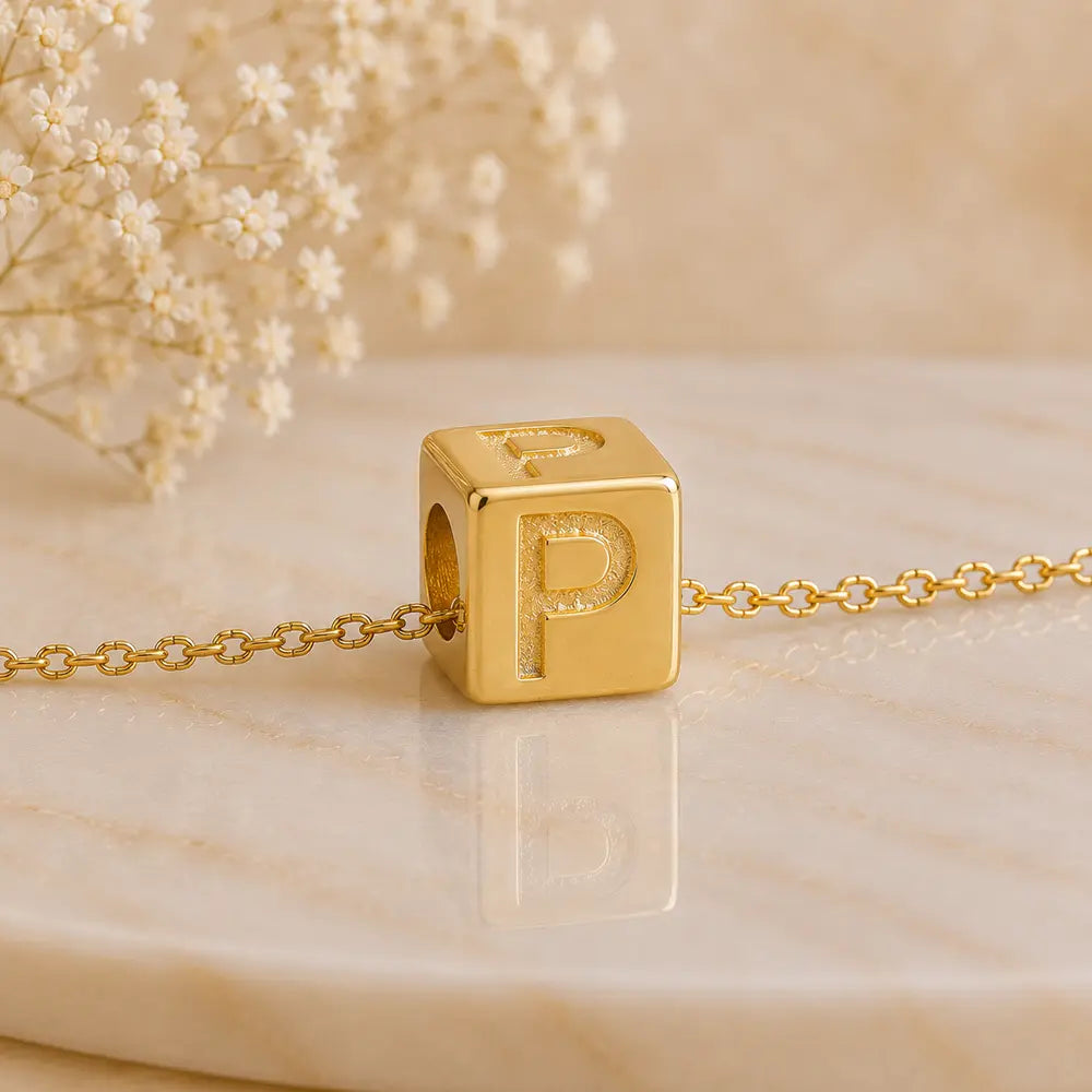 3+1 Aktion - Buchstaben Würfel Anhänger Damen 585 Gold teilmattiert - Optional mit Ankerkette 45cm