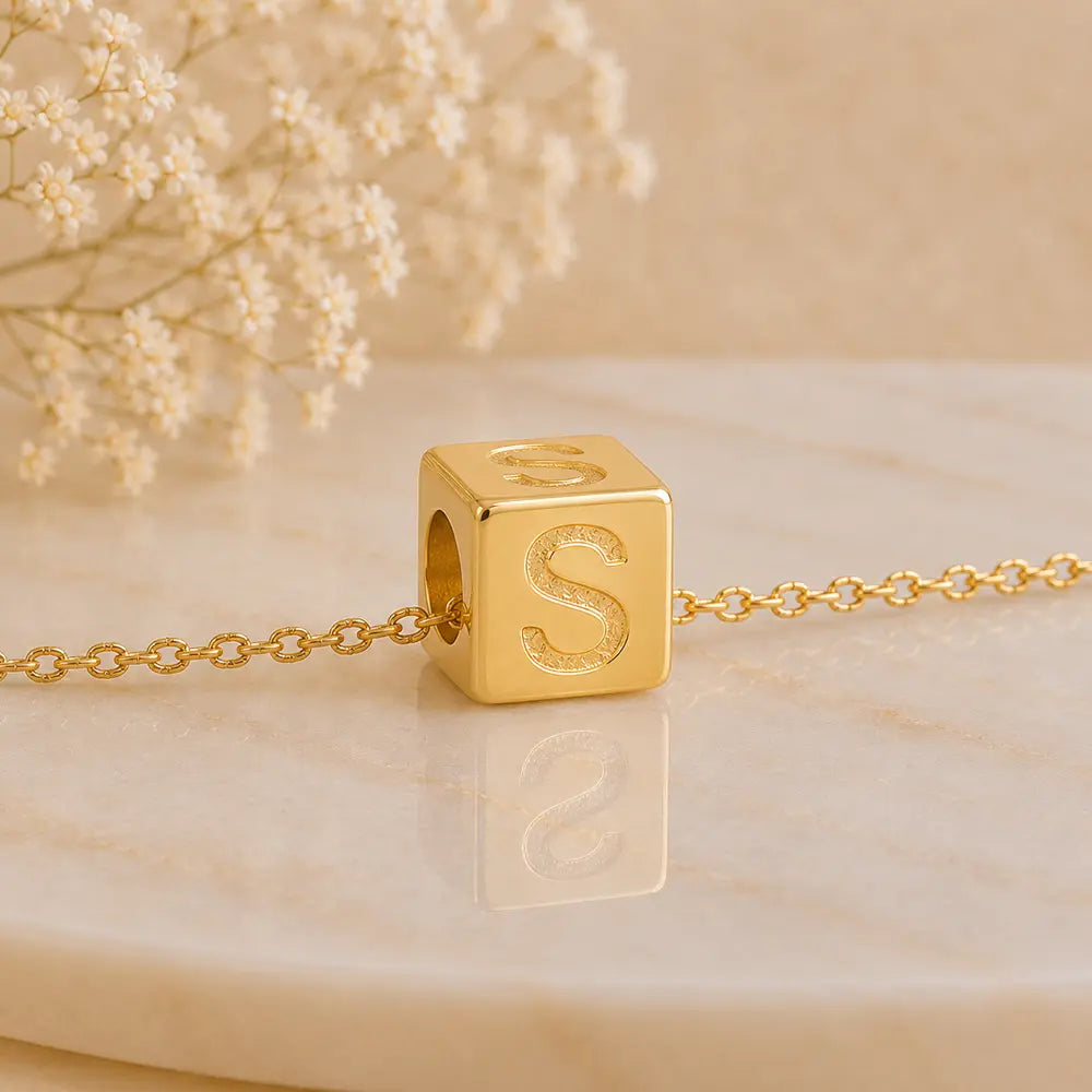3+1 Aktion - Buchstaben Würfel Anhänger Damen 585 Gold teilmattiert - Optional mit Ankerkette 45cm