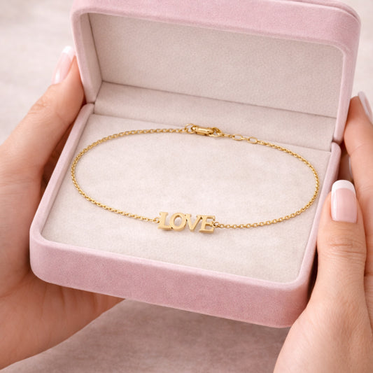 585 Gold Damenarmband mit LOVE Schriftzug in Schmuckbox