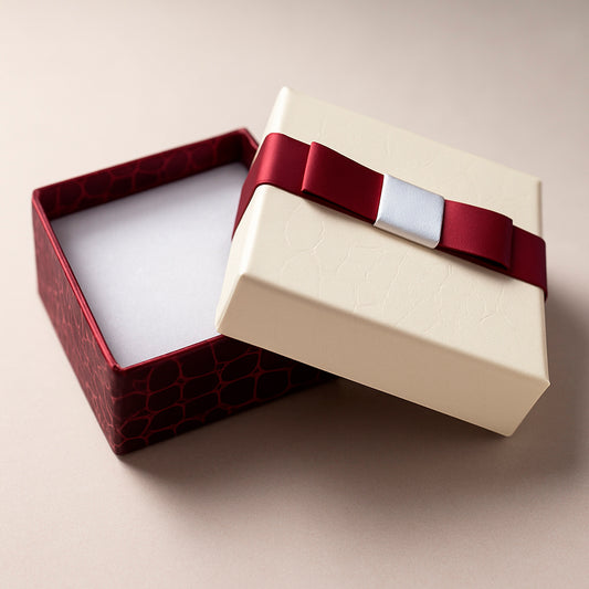 Schmuckverpackung in Rot-Beige, 6,0cm x 6,0cm x 2,5cm