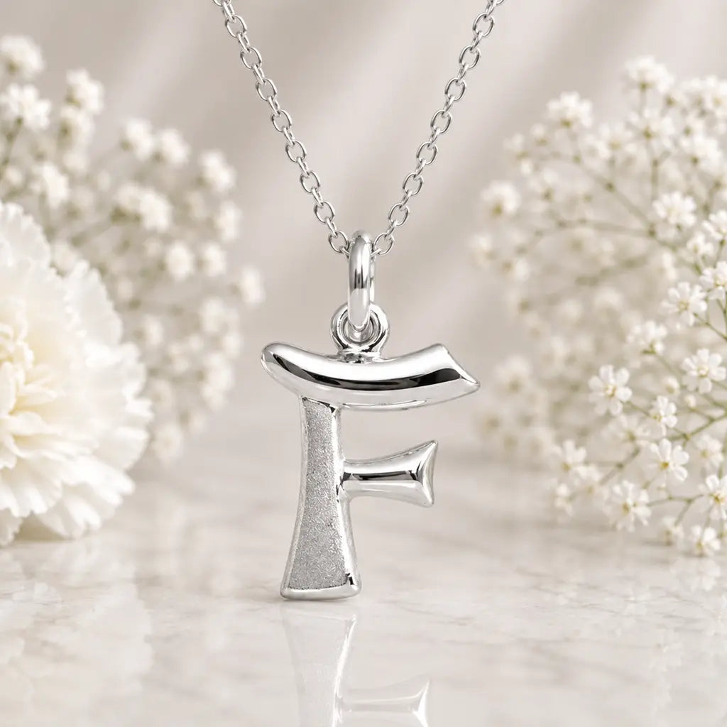 Buchstaben Anhänger Damen 925 Sterling Silber matt glänzend 18mm - optional mit Kette 45cm