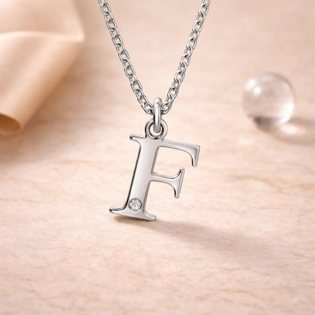 Buchstaben-Anhänger mit Kette 925er Sterling Silber mit Diamant – Flachpanzerkette 45cm