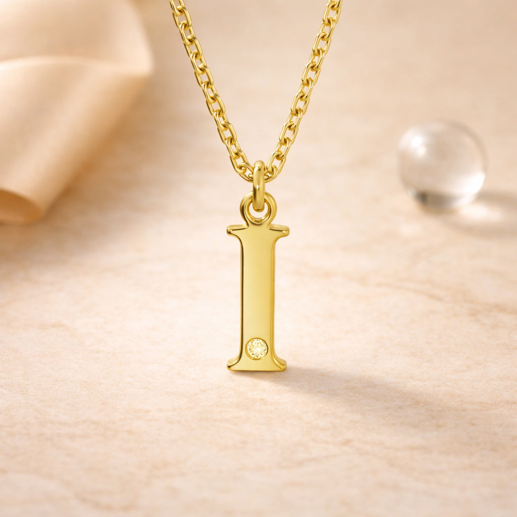 Buchstaben-Anhänger mit Kette 925er Sterling Silber vergoldet mit Diamant – Ankerkette
