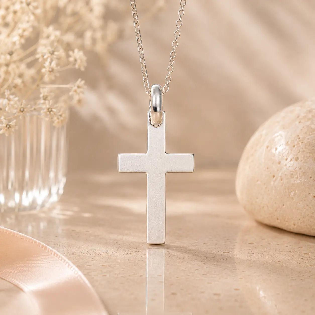 Kreuz Anhänger Damen 925 Sterling Silber teilmattiert gravierbar mit optionaler Ankerkette 45cm