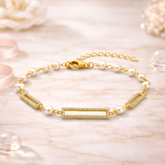 Armband mit Anhänger, Süßwasser Zuchtperlen und 82 Zirkonia