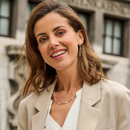 Collier mit Anhänger, Süßwasser Zuchtperlen und 82 Zirkonia