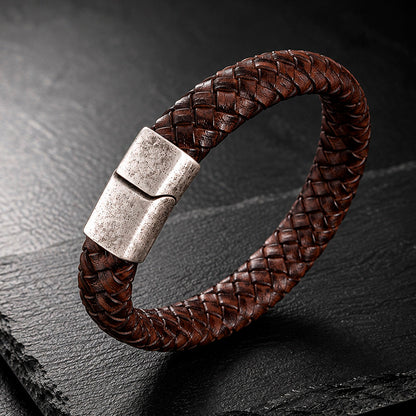 Braid Lock Brown Rust - Geflochtenes Lederarmband für Herren gravierbar braun | Edelstahl Magnetverschluss